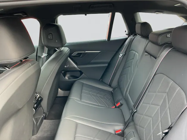 BMW 520d sDrive 48V Touring M Sport Pro Steptronic / Bowers & Wilkins