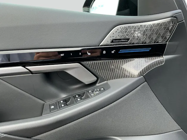 BMW 520d sDrive 48V Touring M Sport Pro Steptronic / Bowers & Wilkins