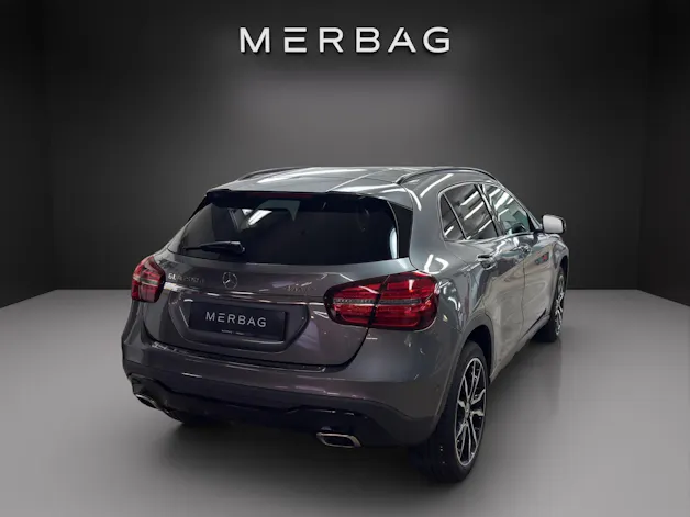 MERCEDES-BENZ GLA 200 d Urban 4Matic