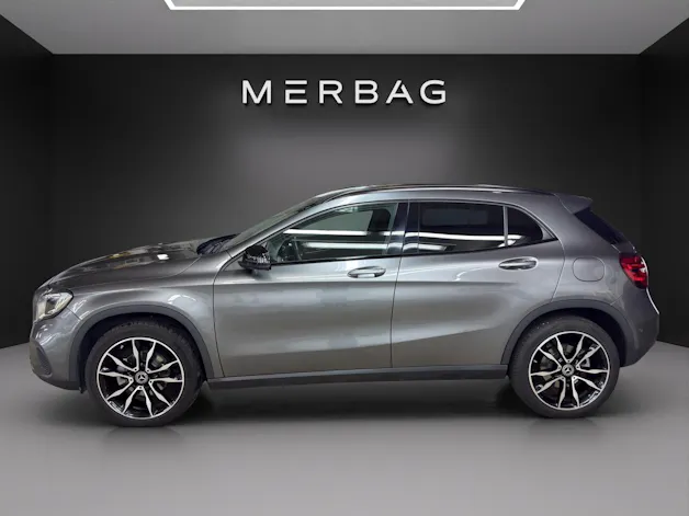 MERCEDES-BENZ GLA 200 d Urban 4Matic