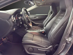 MERCEDES-BENZ GLA 200 d Urban 4Matic