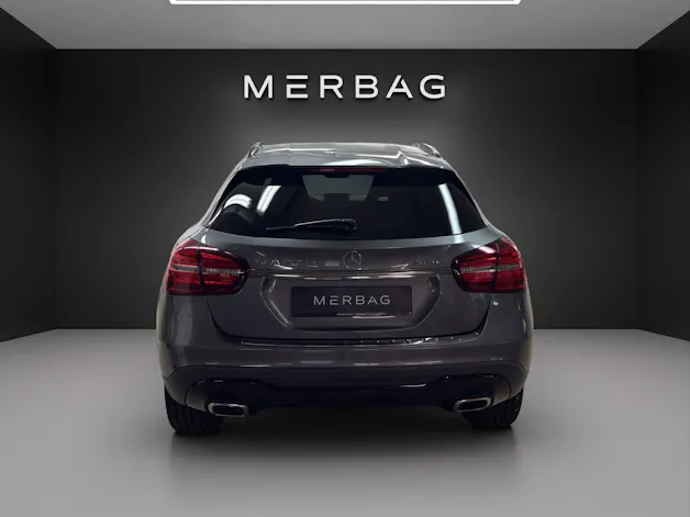 MERCEDES-BENZ GLA 200 d Urban 4Matic
