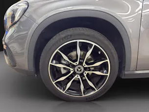 MERCEDES-BENZ GLA 200 d Urban 4Matic