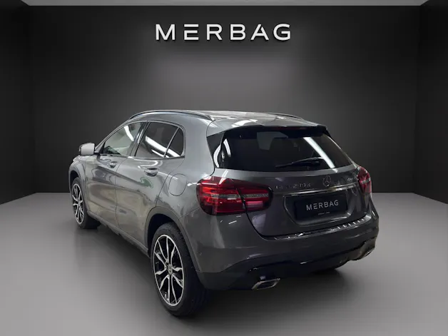 MERCEDES-BENZ GLA 200 d Urban 4Matic