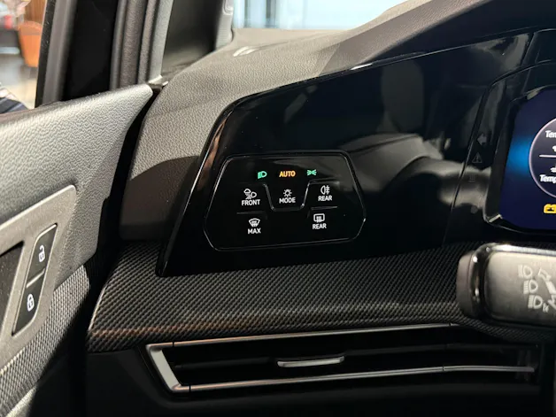VW Golf 2.0 TSI R-Line DSG 4 Motion
