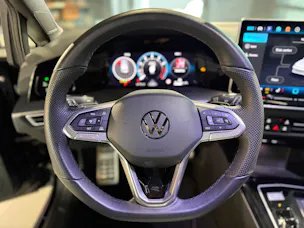 VW Golf 2.0 TSI R-Line DSG 4 Motion