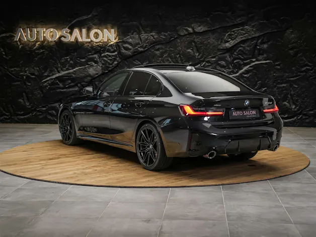 BMW 330d xDrive Steptronic M Sport Pro *Facelift*Werksgarantie*Panorama*360°*Head-Up*