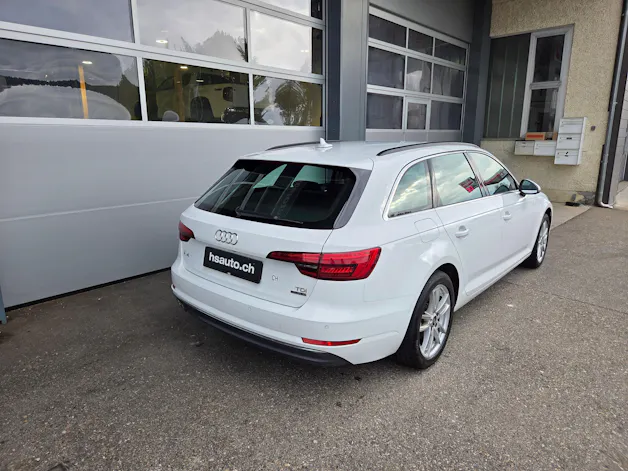 AUDI A4 Avant 2.0 TDI Sport quattro S-tronic