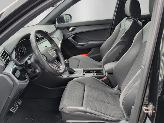 AUDI Q3 35 TFSI S line Attraction S-tronic