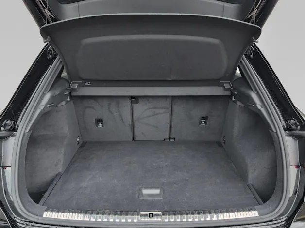 AUDI Q3 35 TFSI S line Attraction S-tronic