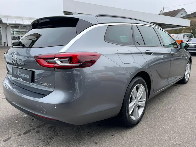 OPEL Insignia 2.0 CDTI Sports Tourer Edition Automatic