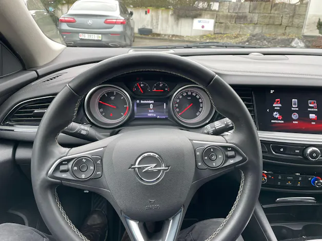 OPEL Insignia 2.0 CDTI Sports Tourer Edition Automatic