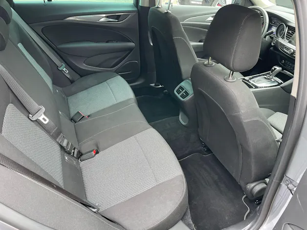 OPEL Insignia 2.0 CDTI Sports Tourer Edition Automatic