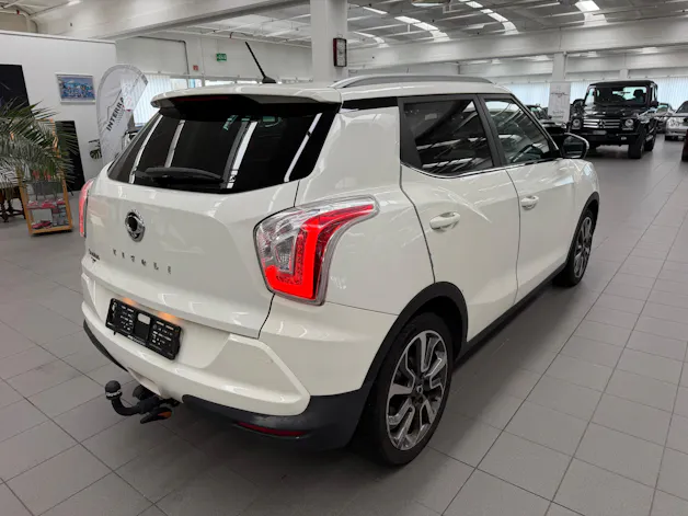 KGM -SsangYong Tivoli 1.6 e-XGi Quartz 2WD