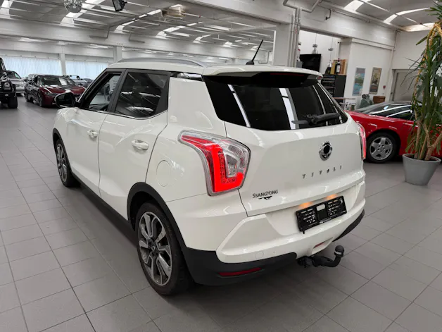 KGM -SsangYong Tivoli 1.6 e-XGi Quartz 2WD