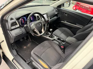 KGM -SsangYong Tivoli 1.6 e-XGi Quartz 2WD