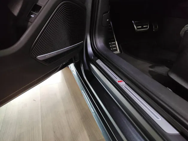 AUDI A4 Avant 40 TDI S Line quattro S-Tronic