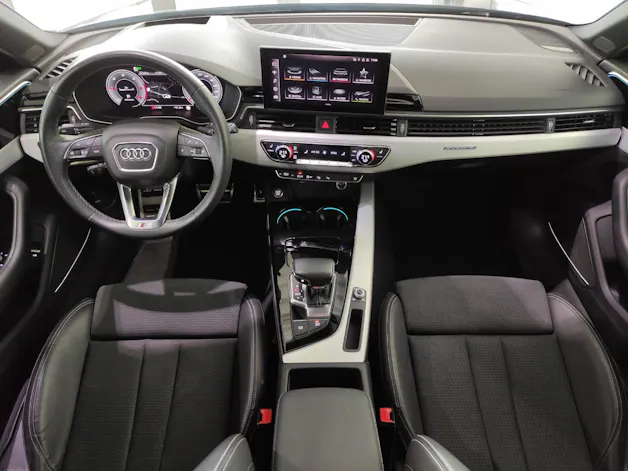 AUDI A4 Avant 40 TDI S Line quattro S-Tronic