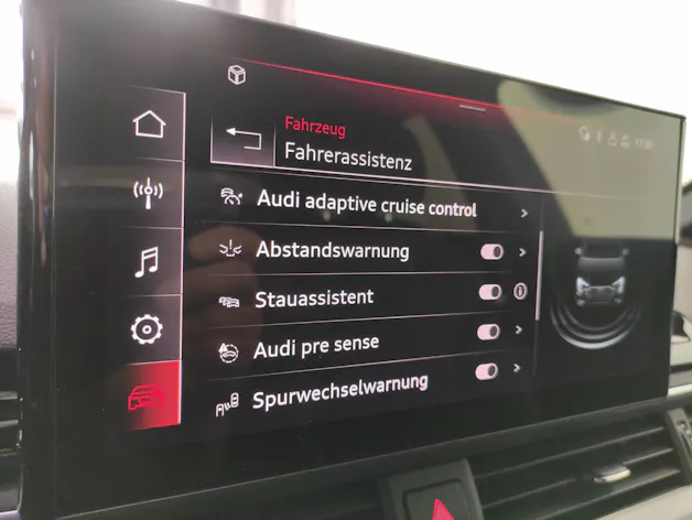 AUDI A4 Avant 40 TDI S Line quattro S-Tronic