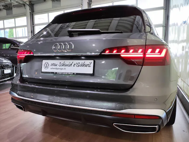 AUDI A4 Avant 40 TDI S Line quattro S-Tronic