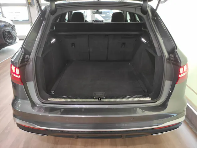 AUDI A4 Avant 40 TDI S Line quattro S-Tronic