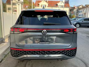 VW Tayron 2.0 TDI 193 PS 4Motion R-Line *** 360° KAMERA & ANHÄNGERKUPPLUNG ***