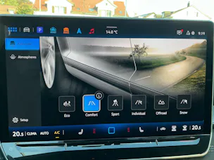 VW Tayron 2.0 TDI 193 PS 4Motion R-Line *** 360° KAMERA & ANHÄNGERKUPPLUNG ***