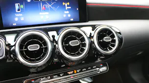 MERCEDES-BENZ A 220 4Matic AMG Line