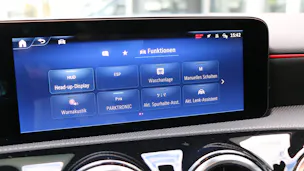 MERCEDES-BENZ A 220 4Matic AMG Line