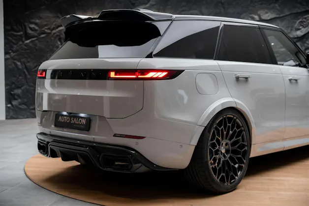Land Rover Range Rover Sport D300 3.0 TD6 MHEV Dynamic SE Automatic *URBAN *24" Felgen*Werksgarantie*