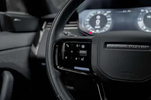 Land Rover Range Rover Sport D300 3.0 TD6 MHEV Dynamic SE Automatic *URBAN *24" Felgen*Werksgarantie*