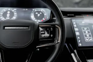 Land Rover Range Rover Sport D300 3.0 TD6 MHEV Dynamic SE Automatic *URBAN *24" Felgen*Werksgarantie*