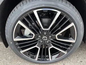 VOLVO XC40 1.5 T5 PiH R-Design