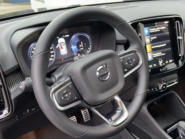 VOLVO XC40 1.5 T5 PiH R-Design