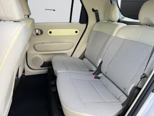 HYUNDAI Inster 49kWh Amplia