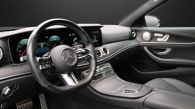 MERCEDES-BENZ E 220 d T 4Matic Swiss Star