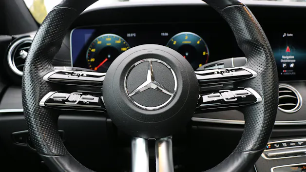 MERCEDES-BENZ E 220 d T 4Matic Swiss Star