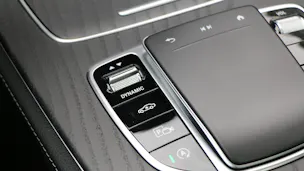 MERCEDES-BENZ E 220 d T 4Matic Swiss Star