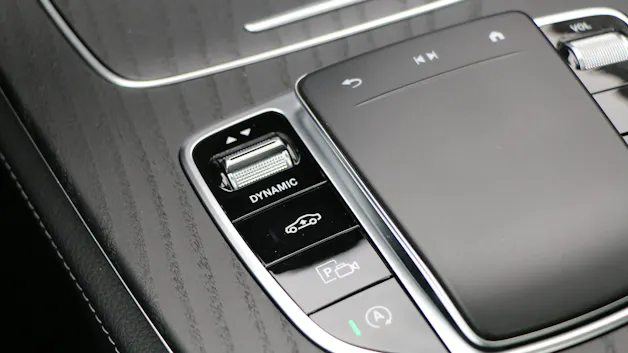 MERCEDES-BENZ E 220 d T 4Matic Swiss Star
