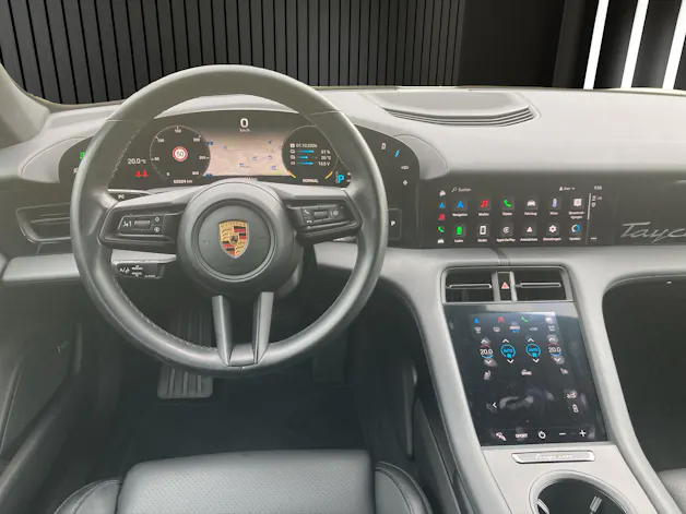 PORSCHE Taycan 4 Cross Turismo