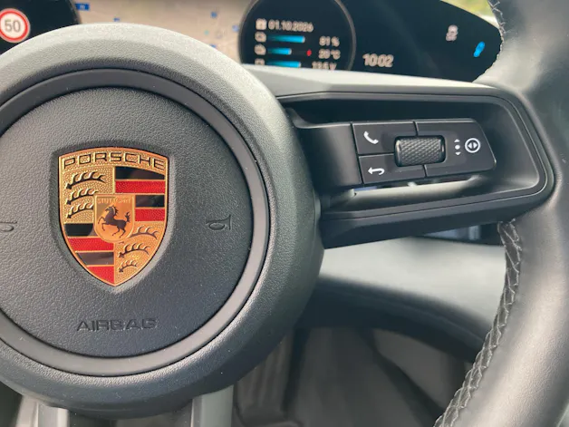 PORSCHE Taycan 4 Cross Turismo