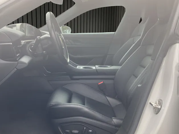 PORSCHE Taycan 4 Cross Turismo