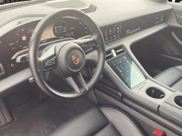 PORSCHE Taycan 4 Cross Turismo