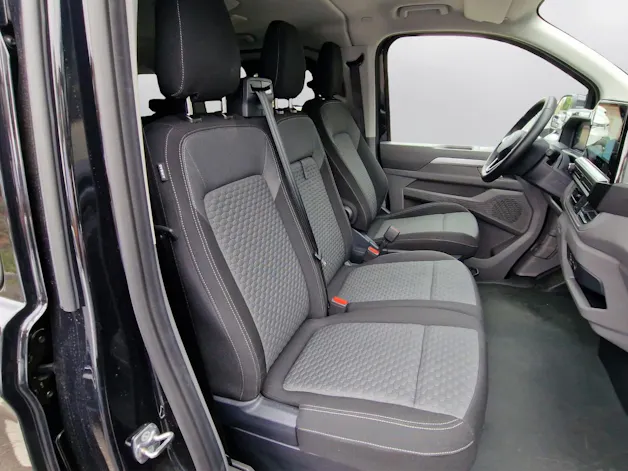 VW Caravelle 2.0 TDI Life LWB Aut 8