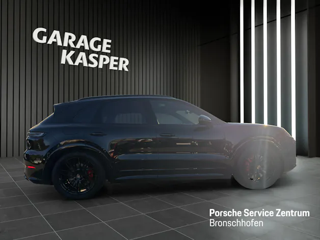 PORSCHE Cayenne GTS