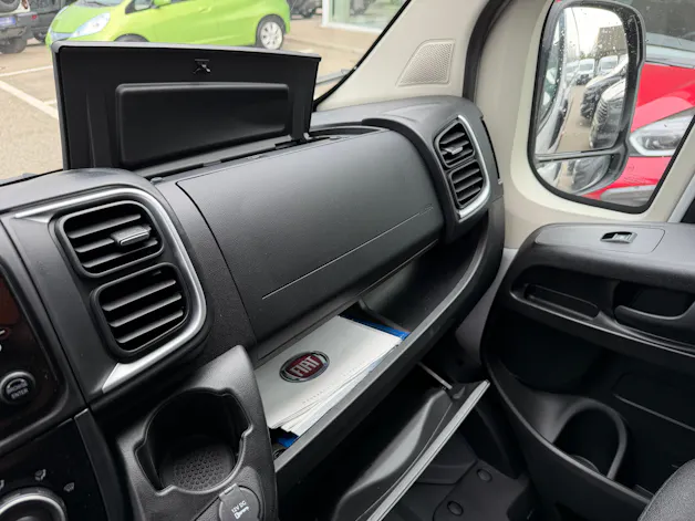 FIAT Ducato Maxi 35 L4H2 MTJ 140 PS Doppelblattfedern AHK Holzboden 270° Tür Kamera