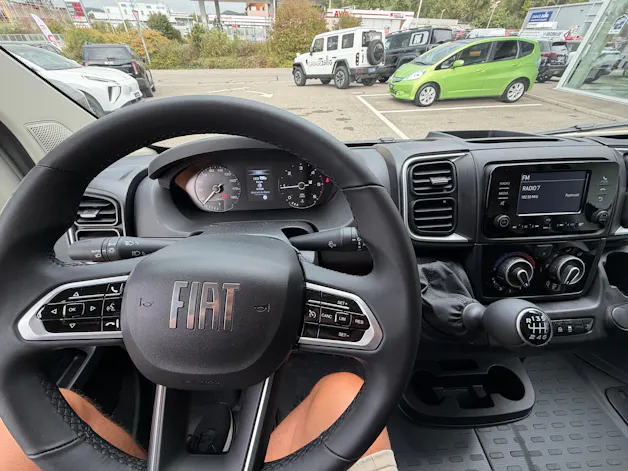 FIAT Ducato Maxi 35 L4H2 MTJ 140 PS Doppelblattfedern AHK Holzboden 270° Tür Kamera