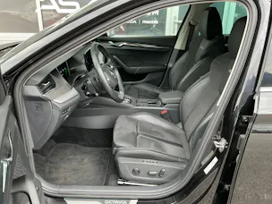 SKODA Octavia Scout 2.0 TSI 4x4 DSG