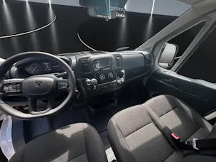 PEUGEOT Boxer 2.2 HDI 335 L2