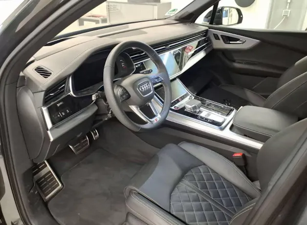AUDI SQ7 TFSI quattro tiptronic